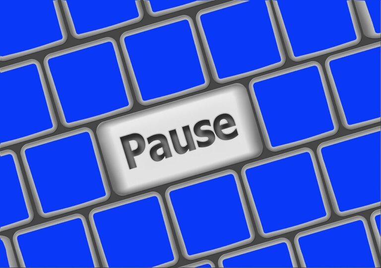 pause, break, stop, halt, keyboard, computer, button, pause button, keys, blue, blue keyboard, blue key, blue stop, pause, pause, pause, pause, pause